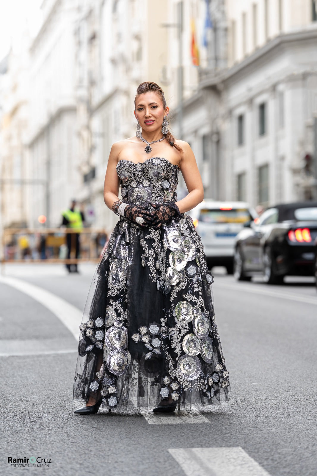 Falda, Corset, Choker y Pendientes – Alta Costura Julieth