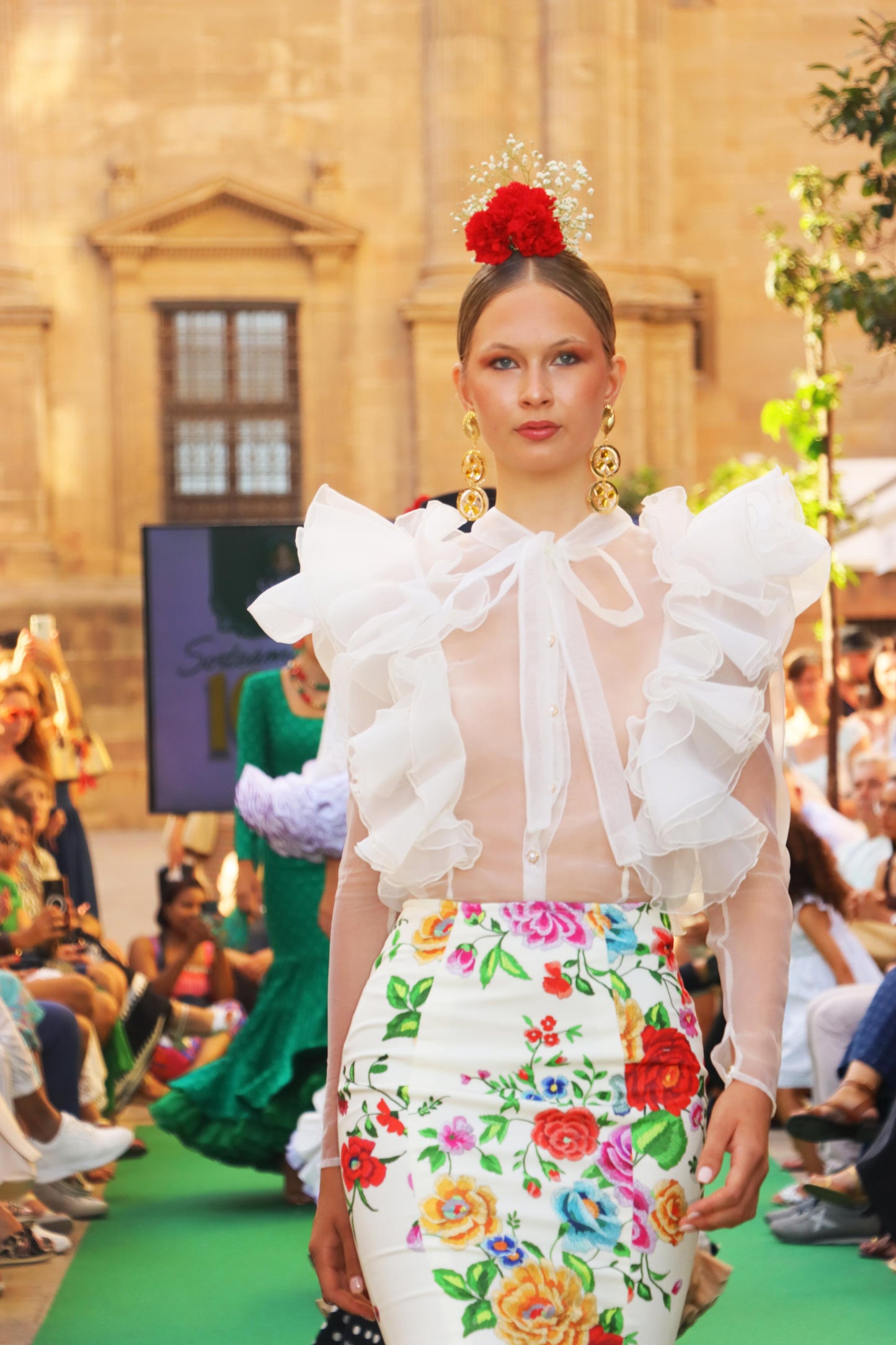 Traje de la Colección Afrodita de Julieth más Joyería Sol de Egipto