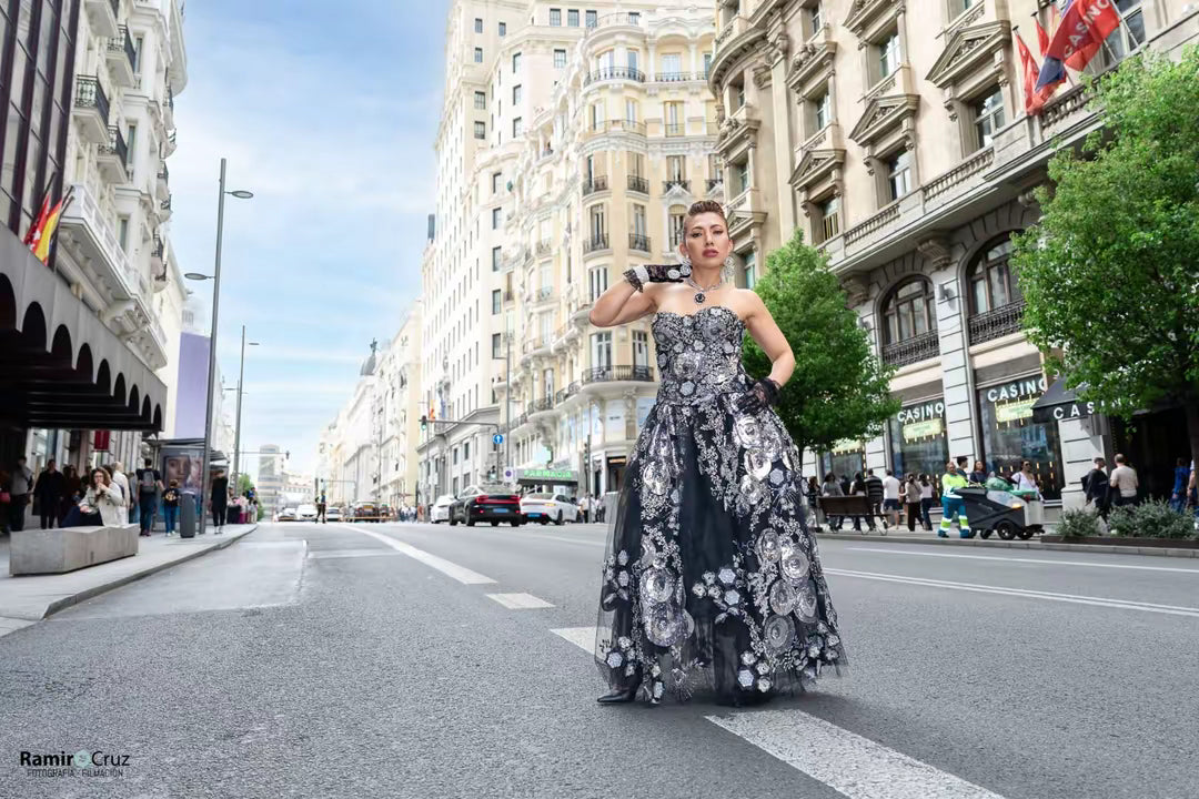 Falda, Corset, Choker y Pendientes – Alta Costura Julieth