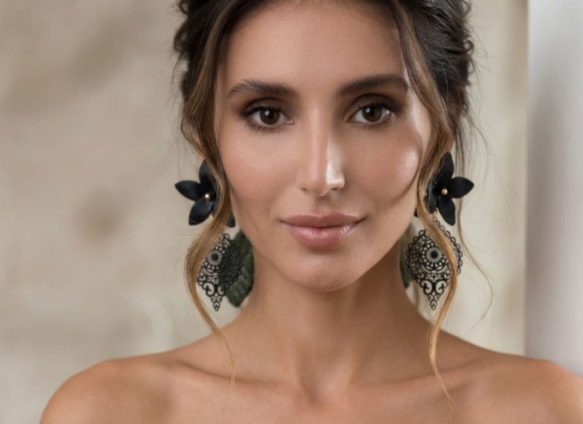Pendientes de la Colección Mediterráneo Flores Negras - Julieth  