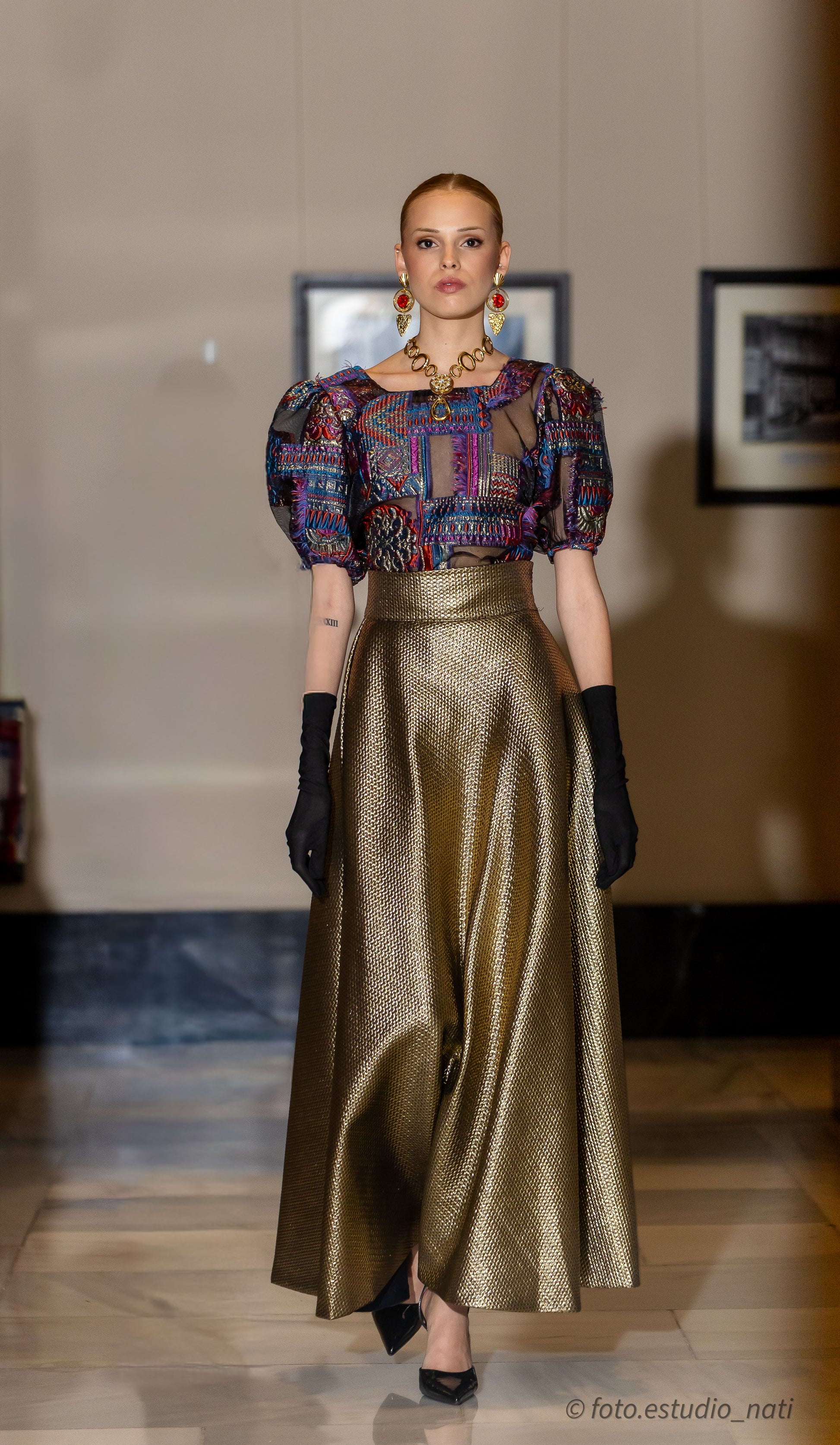 Blusa Brocada – Alta Costura · Colección Majestad - Julieth  