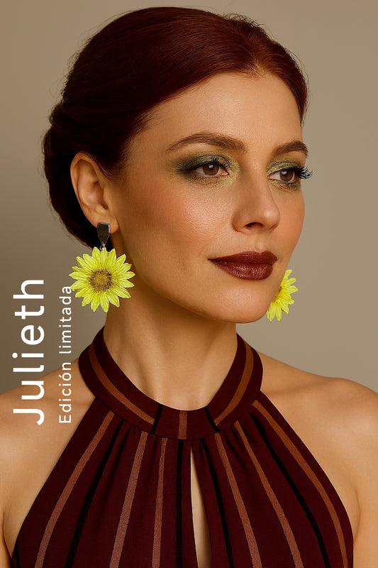 Pendientes Flor de la Colección Julieth