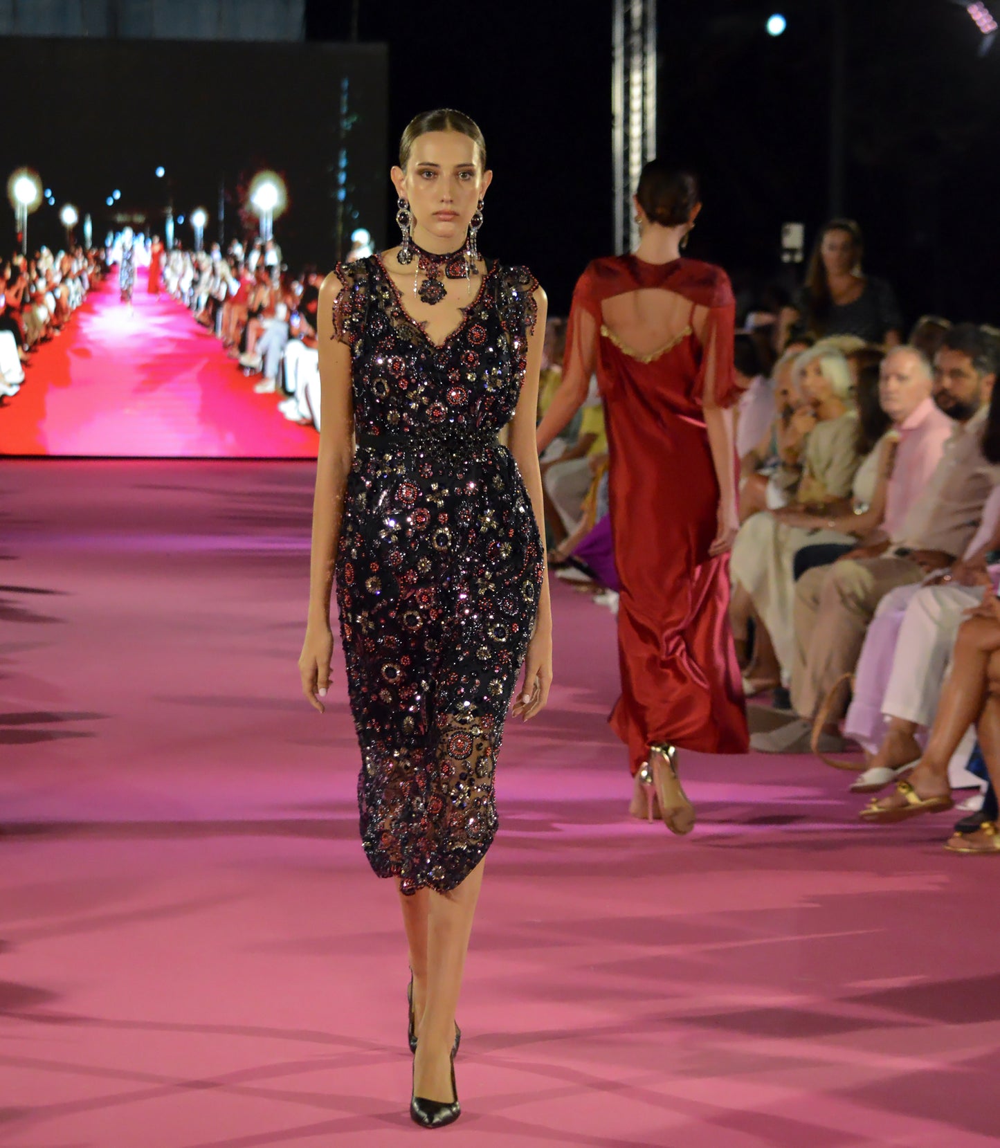 Vestido +chokers de la Colección Mediterránea