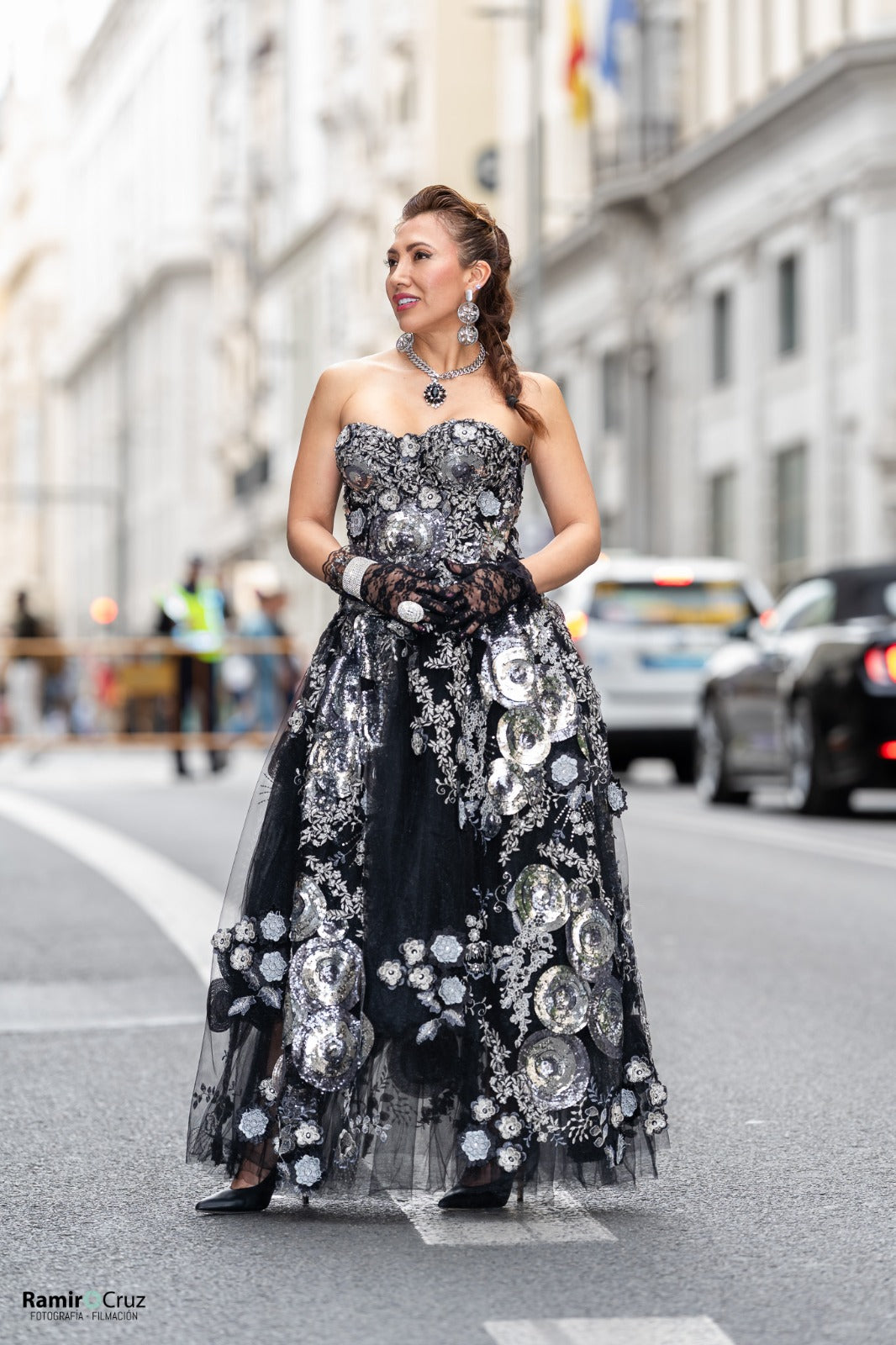 Falda, Corset, Choker y Pendientes – Alta Costura Julieth