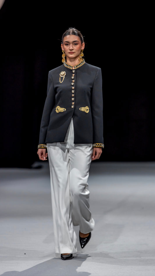 Chaqueta Negra Aura Glam de Julieth