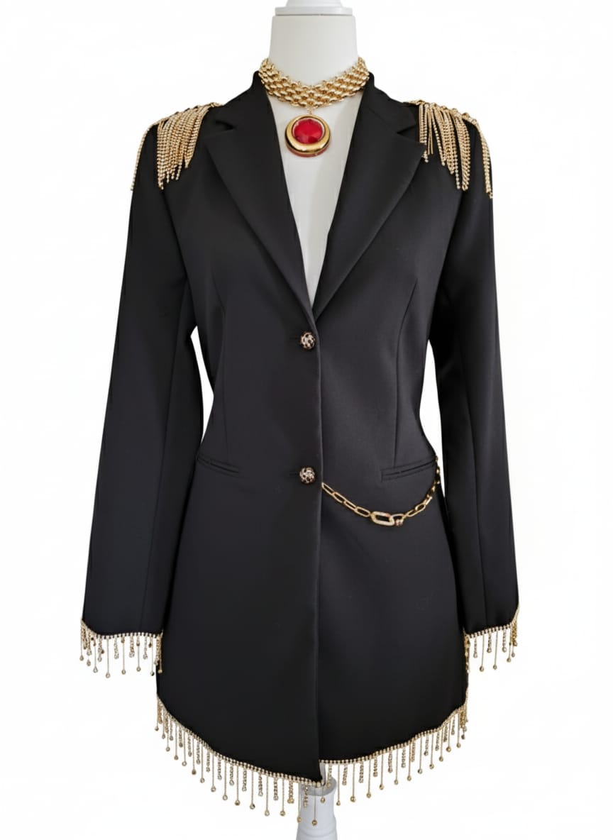 Traje Negro de la Colección Afrodita de Julieth más Joyería Sol de Egipto